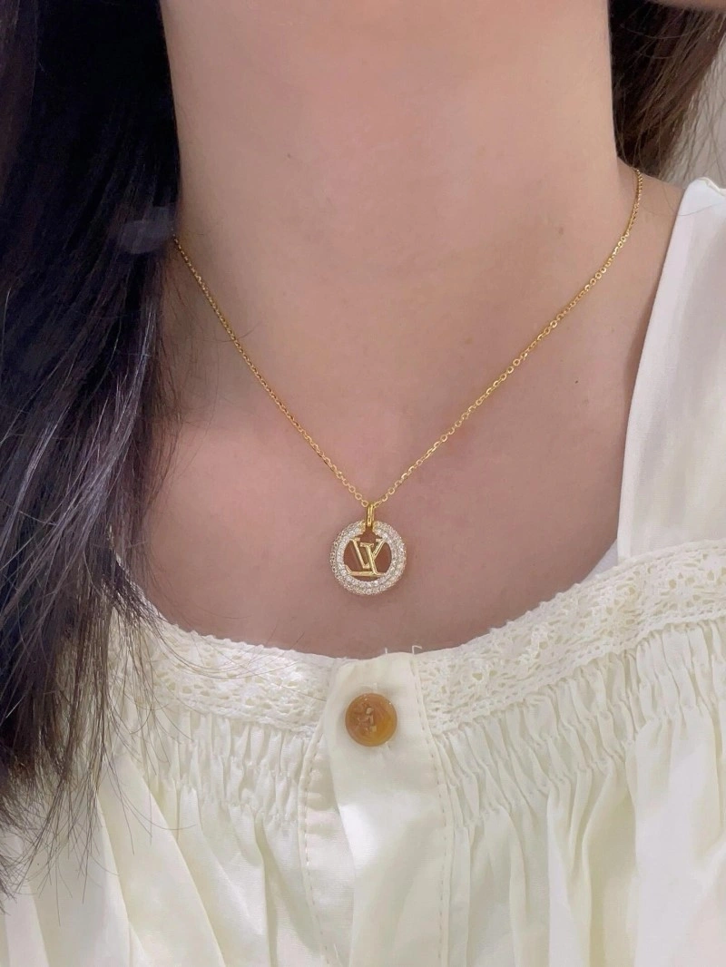Louis Vuitton Necklaces Tailored 247714