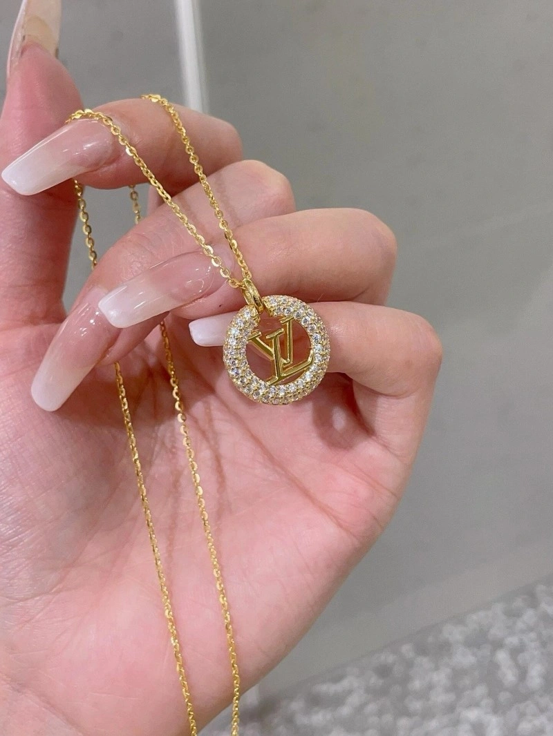 Louis Vuitton Necklaces Tailored 247714