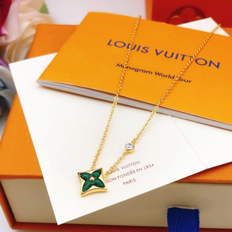 Louis Vuitton Necklaces EasyMatch 247713