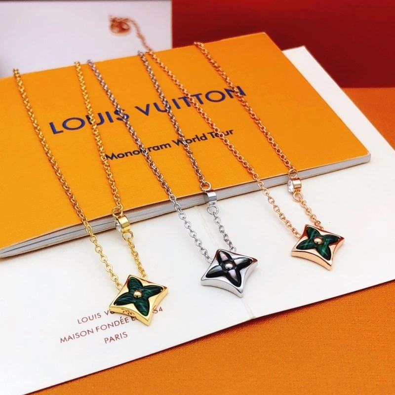 Louis Vuitton Necklaces EasyMatch 247713