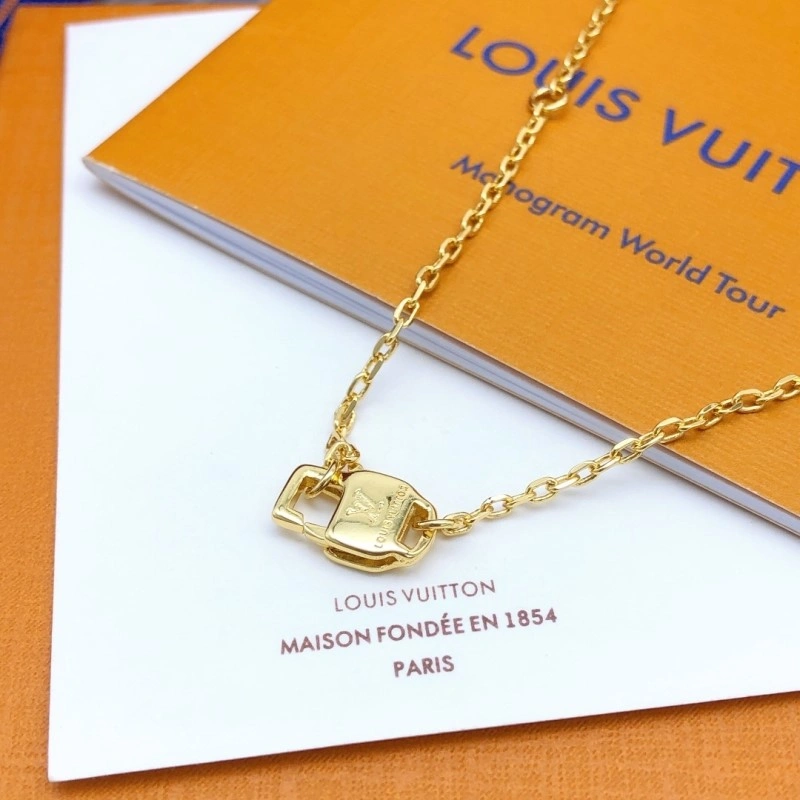 ZeroBulk Louis Vuitton Necklaces 247726