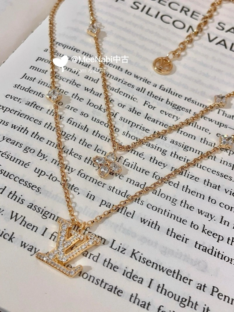 Louis Vuitton Necklaces Upgraded 247716