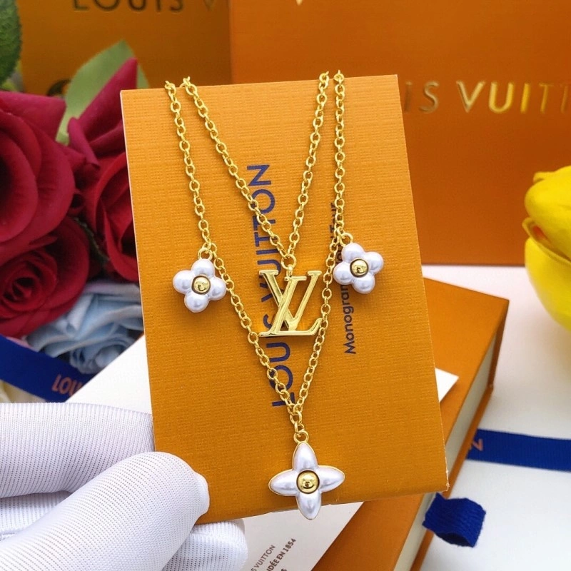 Louis Vuitton Necklaces Youthful 247709