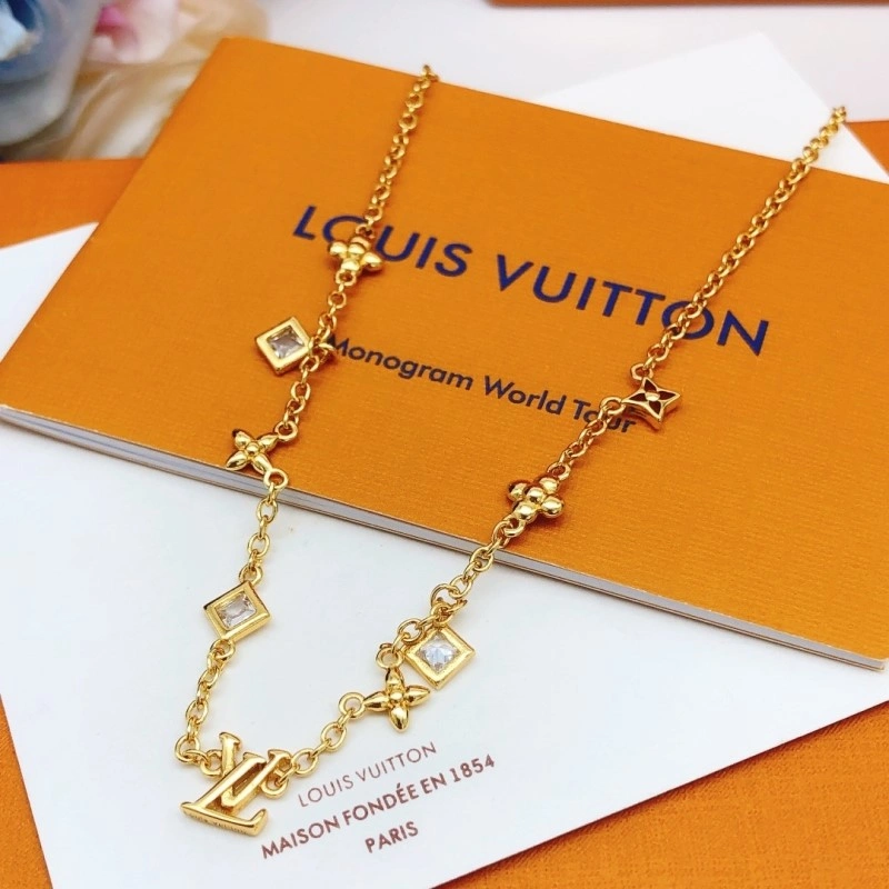 Breathable Louis Vuitton Necklaces 247680
