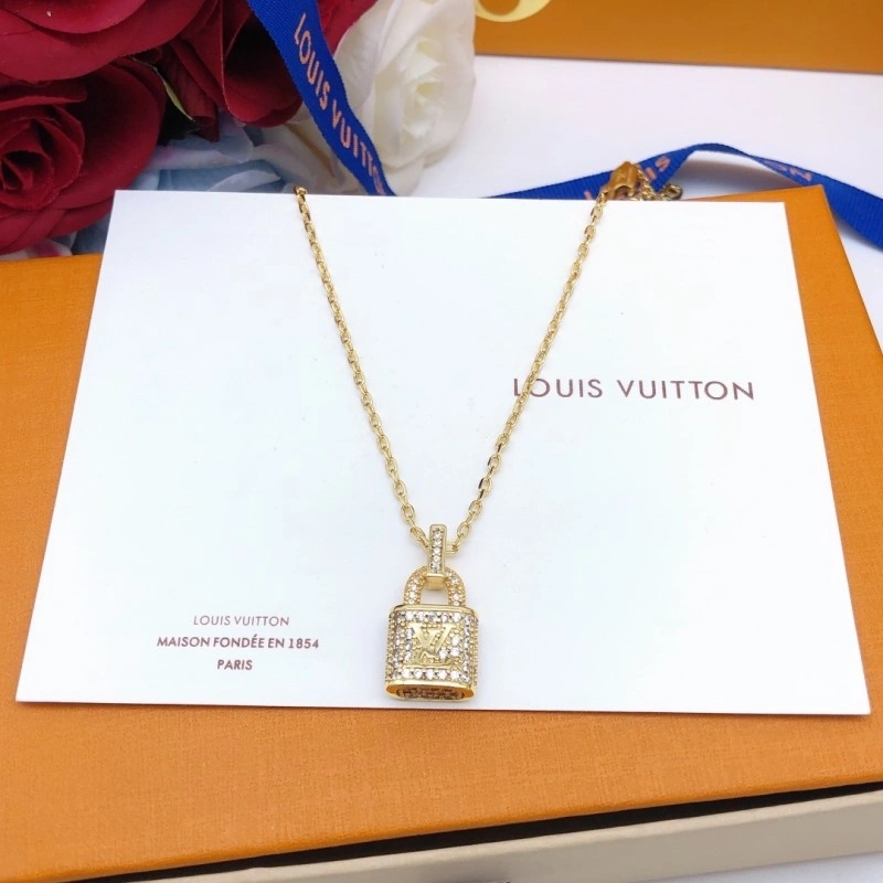 FashionForward Louis Vuitton Necklaces 247699