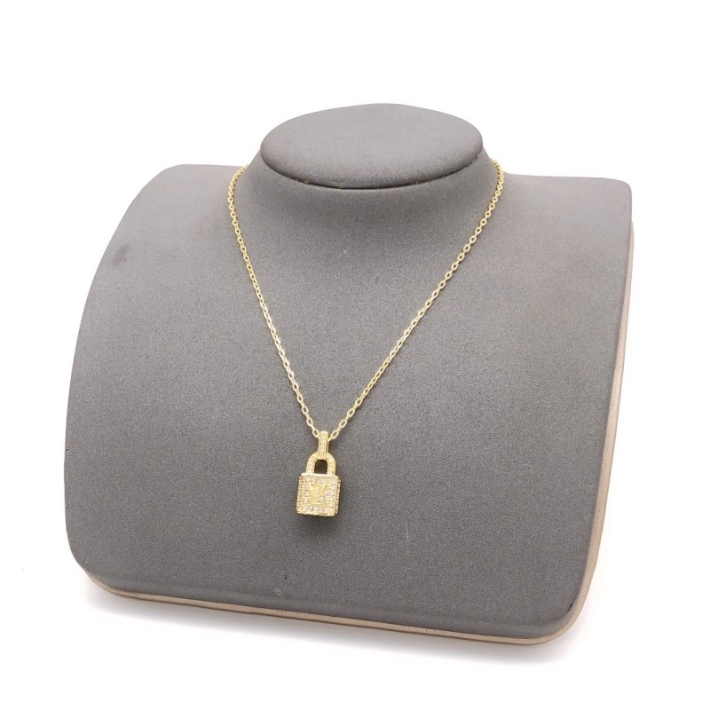 FashionForward Louis Vuitton Necklaces 247699