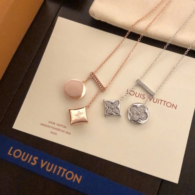 Louis Vuitton Necklaces Sophisticated 247703