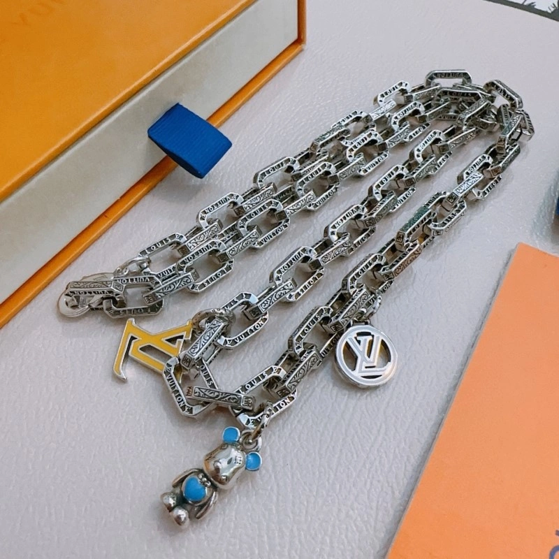 Louis Vuitton Necklaces Flexible 247689