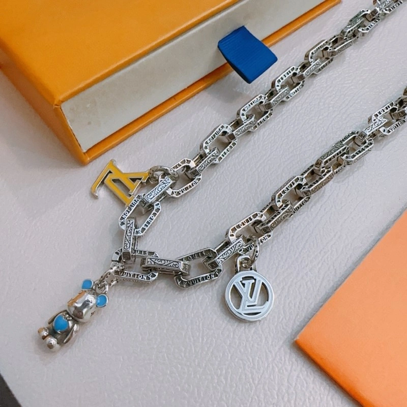 Louis Vuitton Necklaces Flexible 247689