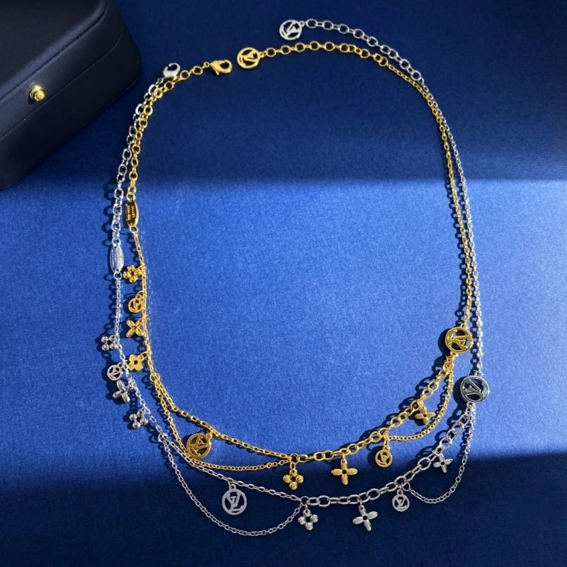 FastDry Louis Vuitton Necklaces 247700