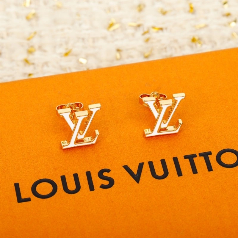 Flexible Louis Vuitton Necklaces 247693
