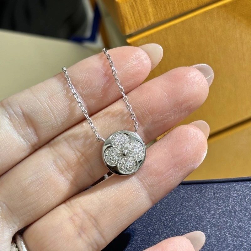 Louis Vuitton Necklaces WaterResistant 247692