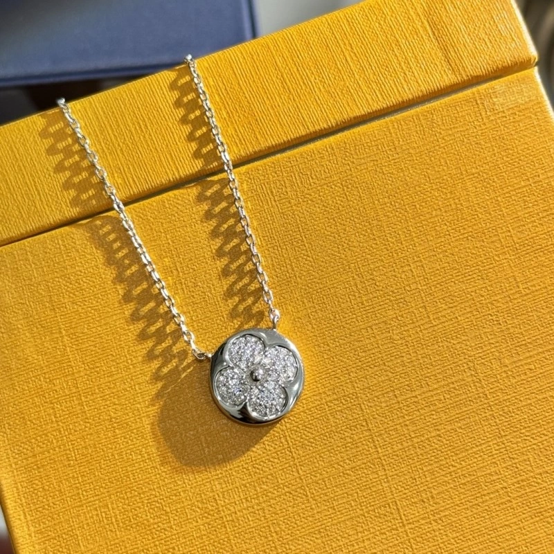 Louis Vuitton Necklaces WaterResistant 247692