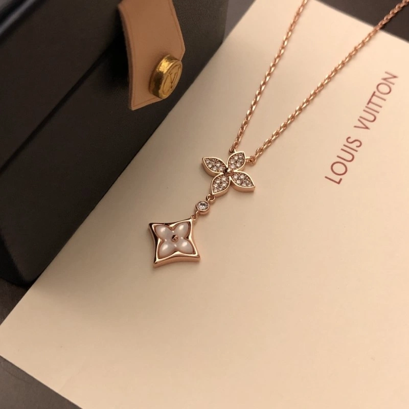 Neat Louis Vuitton Necklaces 247687