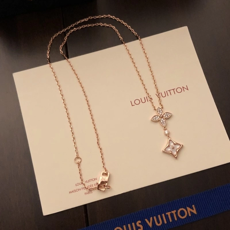 Neat Louis Vuitton Necklaces 247687