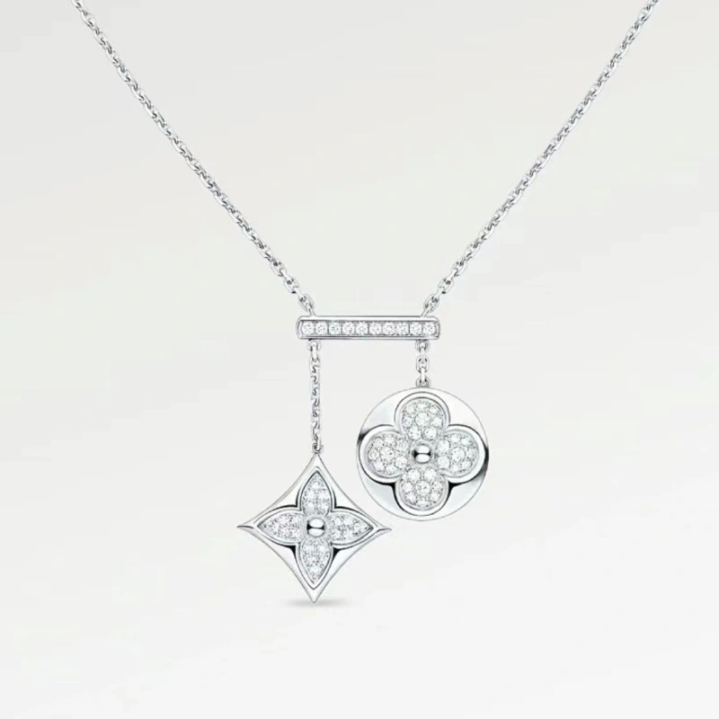 Louis Vuitton Necklaces Vibrant 247677