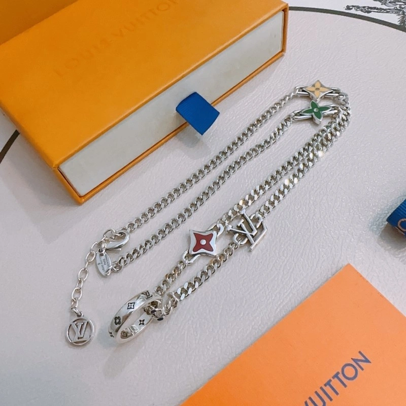 Louis Vuitton Necklaces Attractive 247673