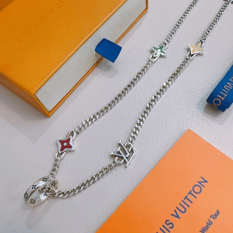 Louis Vuitton Necklaces Attractive 247673