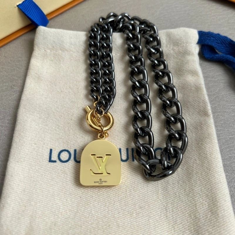Louis Vuitton Necklaces TravelReady 247670