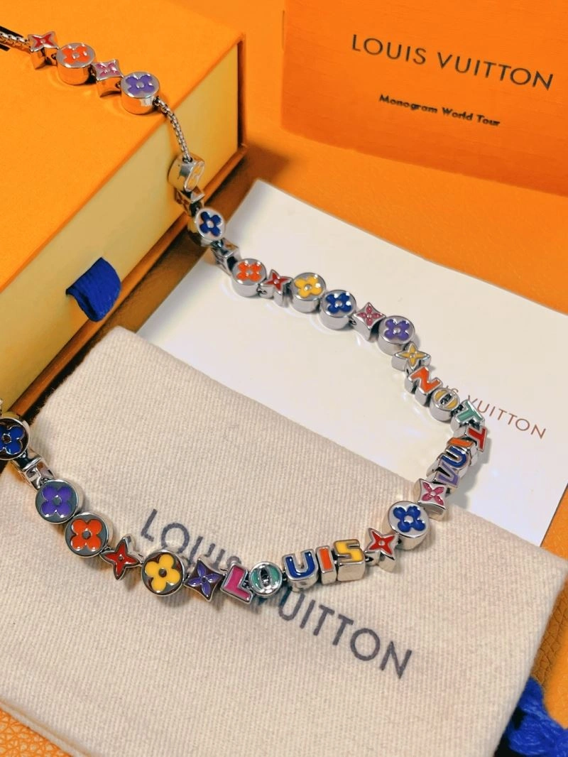 Premium Louis Vuitton Necklaces 268416