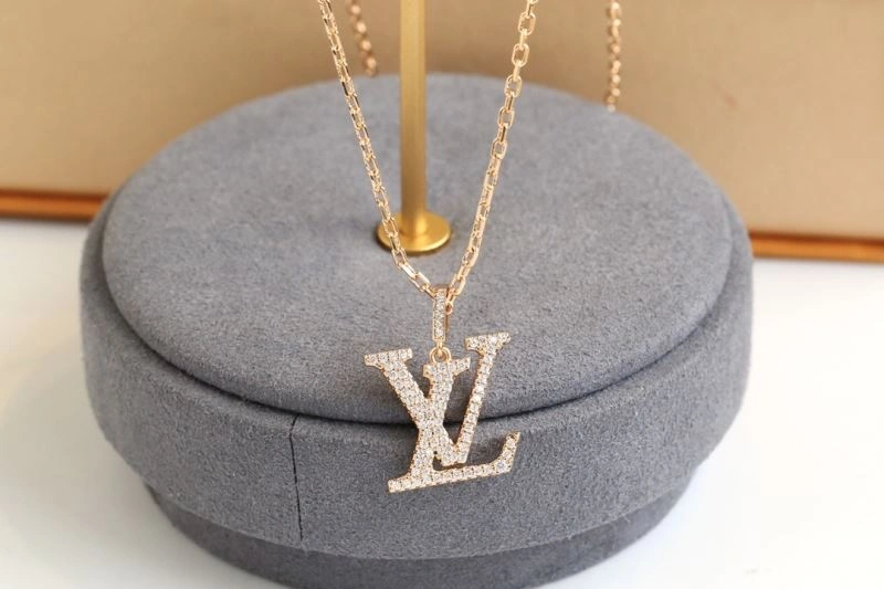 Louis Vuitton Necklaces Comfortable 268407