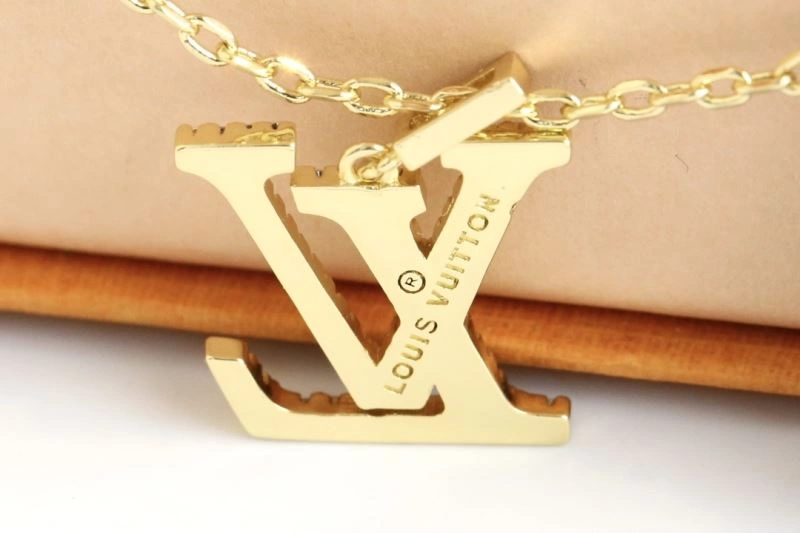 Louis Vuitton Necklaces Comfortable 268407