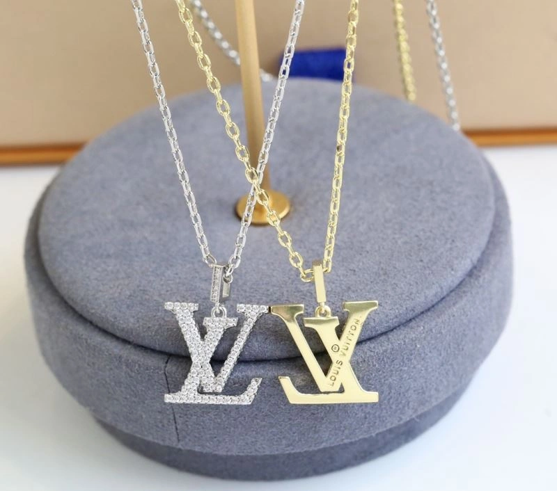 Louis Vuitton Necklaces Comfortable 268407