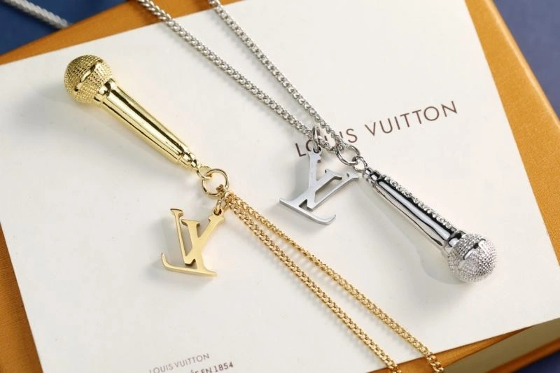 Louis Vuitton Necklaces OnTrend 268403