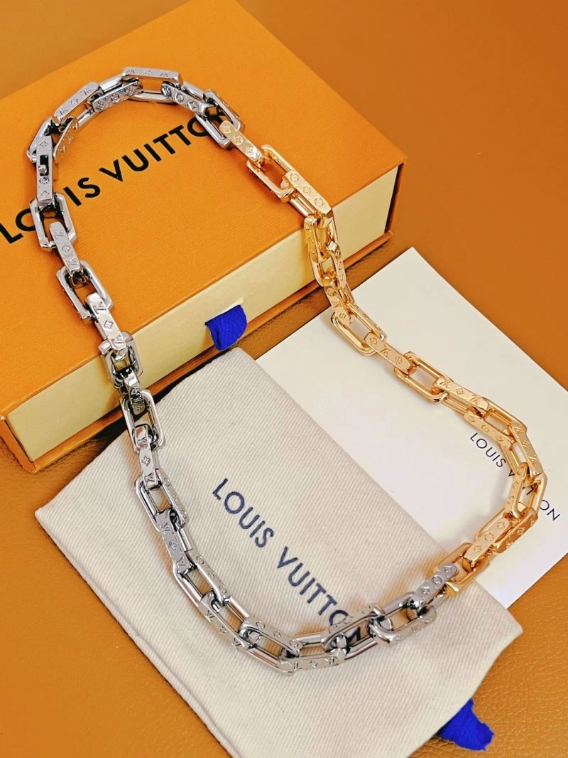Packable Louis Vuitton Necklaces 268387