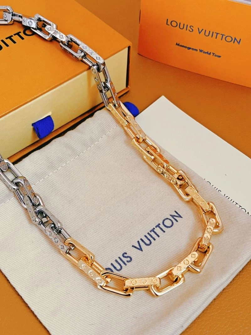 Packable Louis Vuitton Necklaces 268387