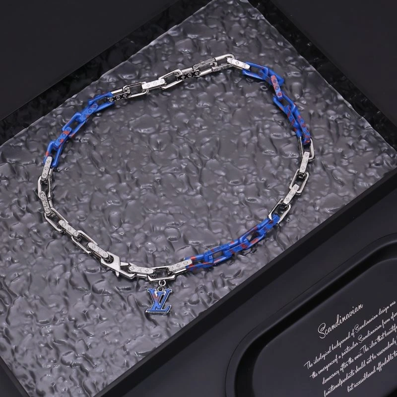 Sleek Louis Vuitton Necklaces 268395