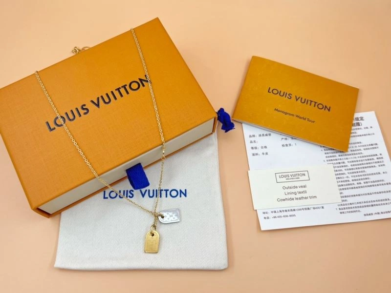 Colorful Louis Vuitton Necklaces 268313