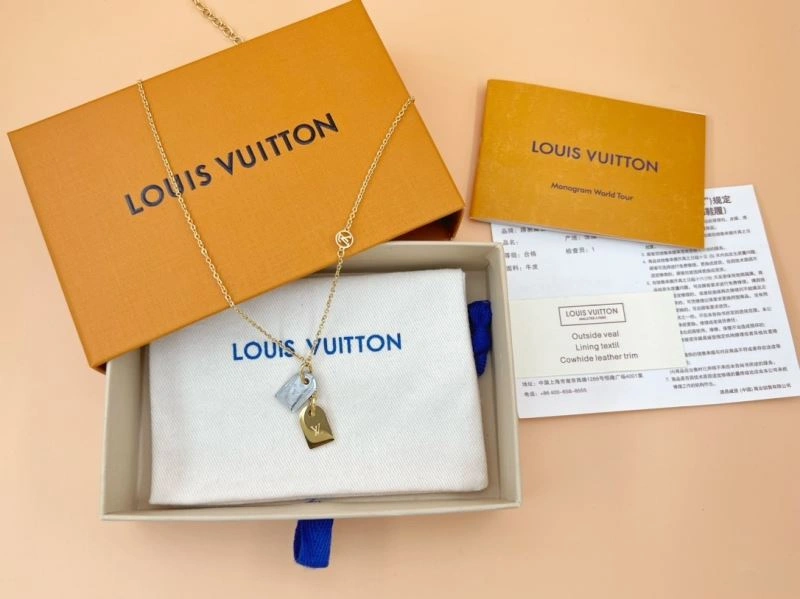 Colorful Louis Vuitton Necklaces 268313