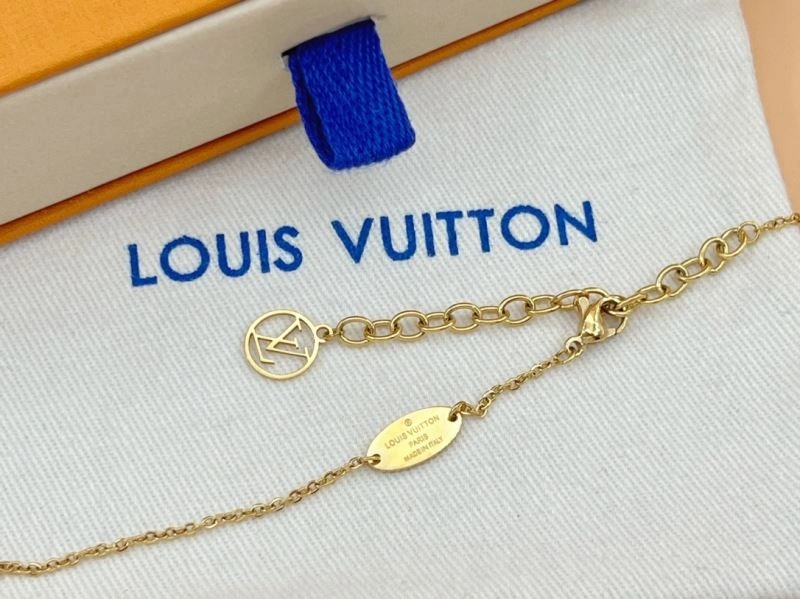 Colorful Louis Vuitton Necklaces 268313