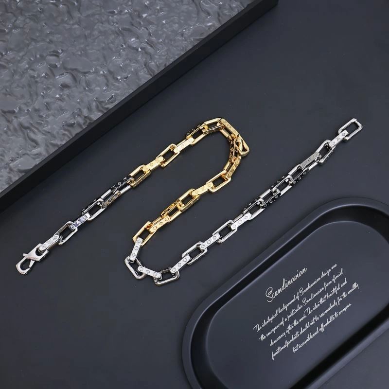 Louis Vuitton Necklaces Lightweight 268399