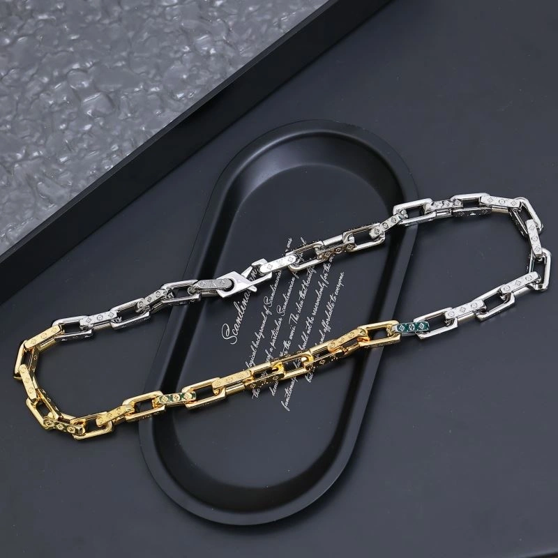 Louis Vuitton Necklaces Lightweight 268399