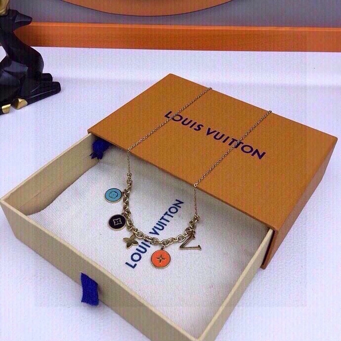 Efficient Louis Vuitton Necklaces 268390