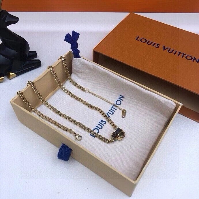 Louis Vuitton Necklaces GoodFit 268380
