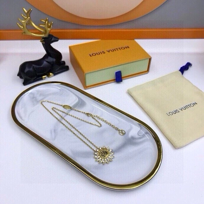 Louis Vuitton Necklaces OdorResistant 268381
