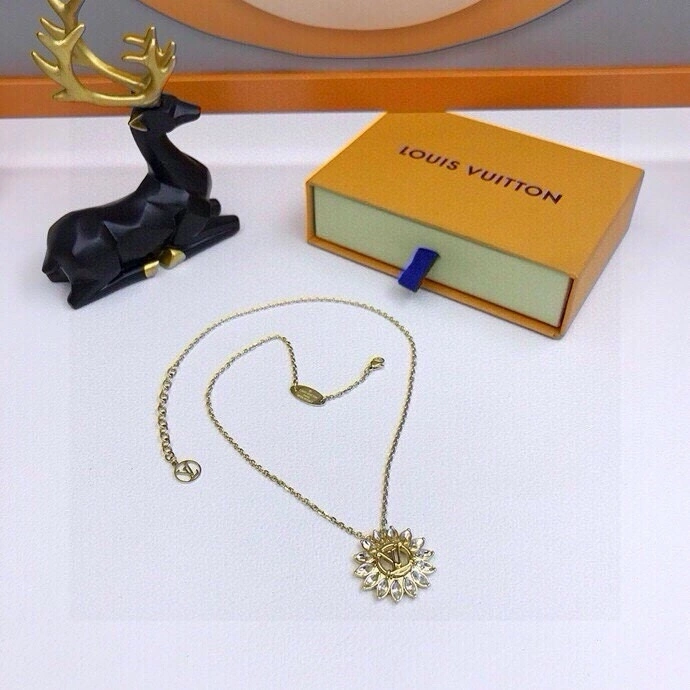 Louis Vuitton Necklaces OdorResistant 268381