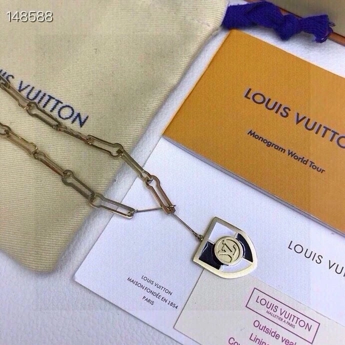 Louis Vuitton Necklaces Practical 268382