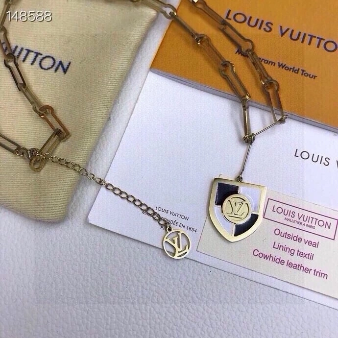 Louis Vuitton Necklaces Practical 268382