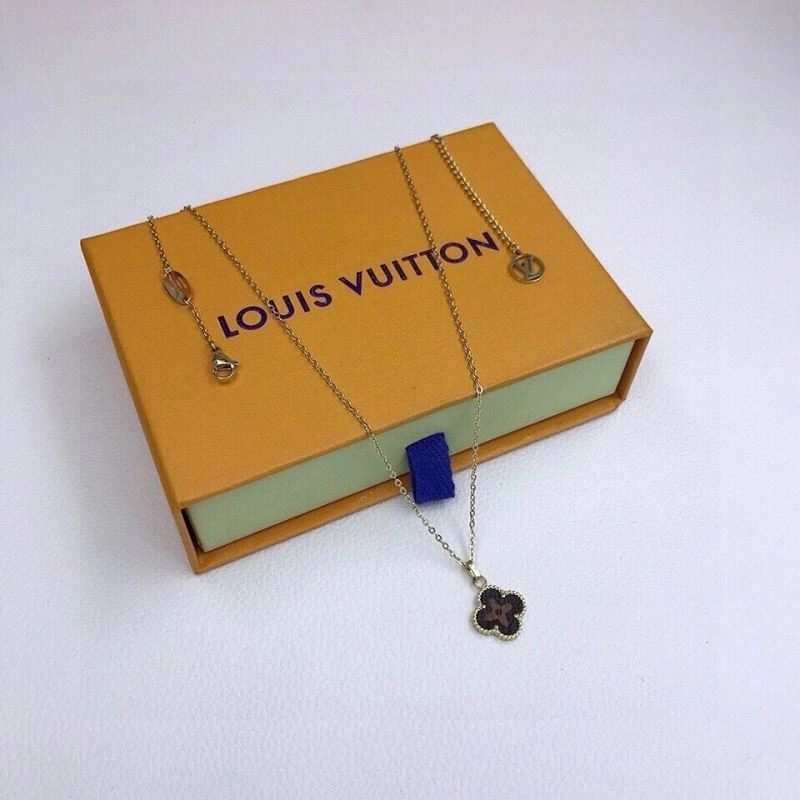 Louis Vuitton Necklaces Sophisticated 268375