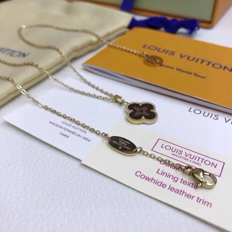 Louis Vuitton Necklaces Sophisticated 268375