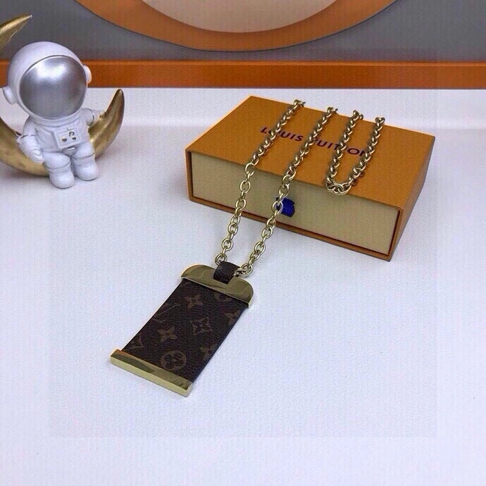 MultiPurpose Louis Vuitton Necklaces 268374