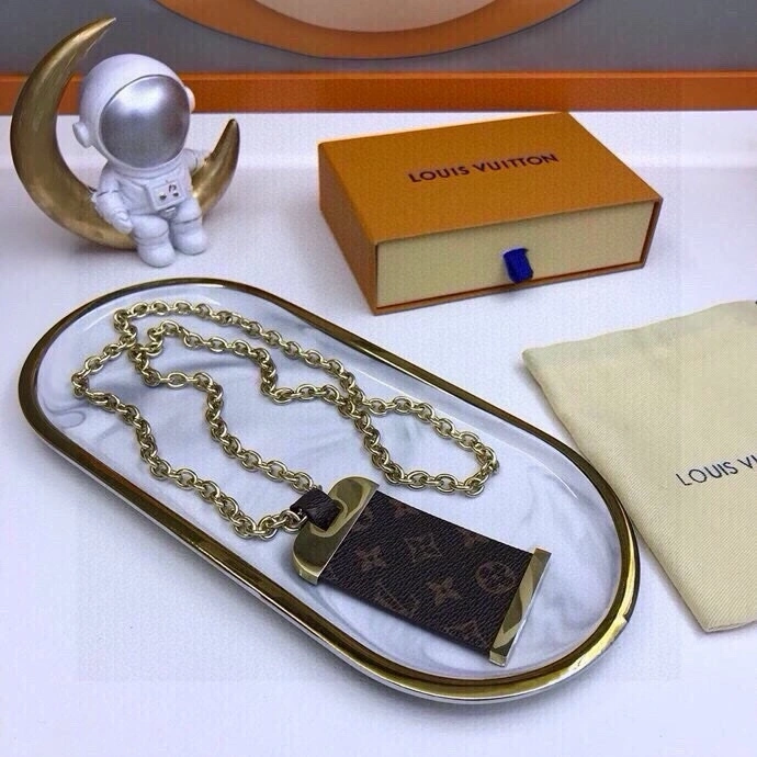 MultiPurpose Louis Vuitton Necklaces 268374