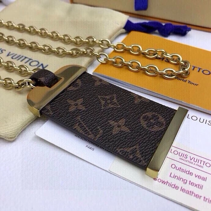 MultiPurpose Louis Vuitton Necklaces 268374
