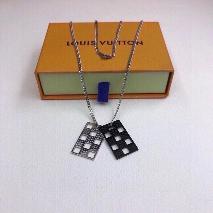 Unisex Louis Vuitton Necklaces 268370