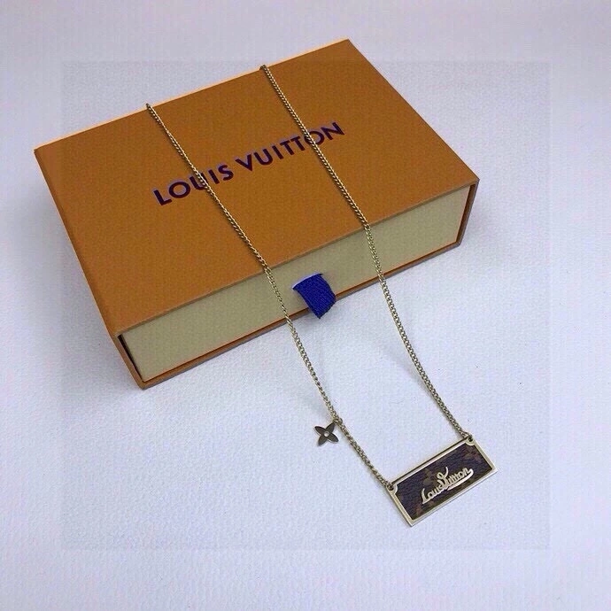 Louis Vuitton Necklaces UrbanStyle 268363