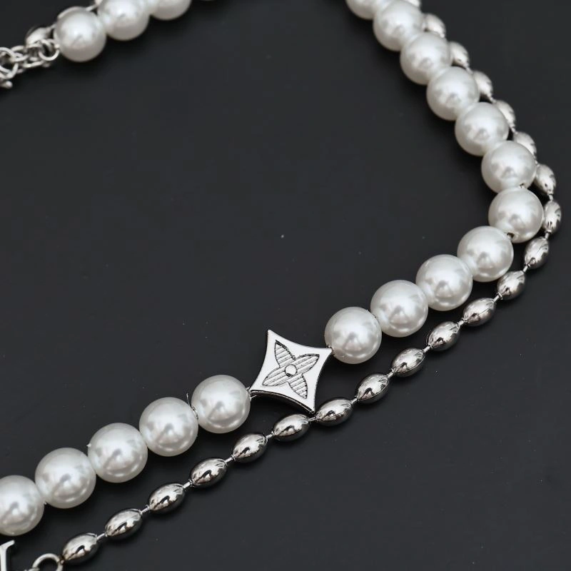 Practical Louis Vuitton Necklaces 268359